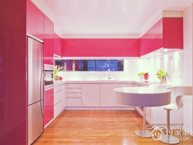 粉色简约格调两居室欣赏厨房