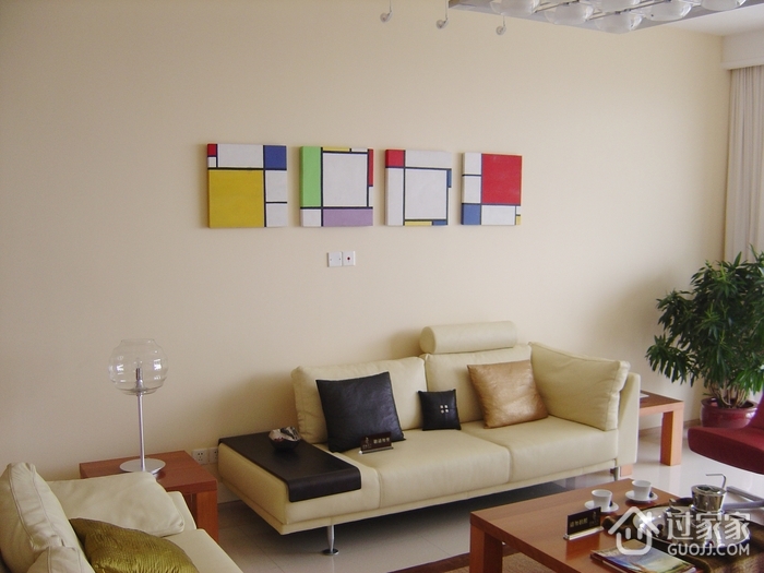 现代简约样板房设计客厅沙发背景墙