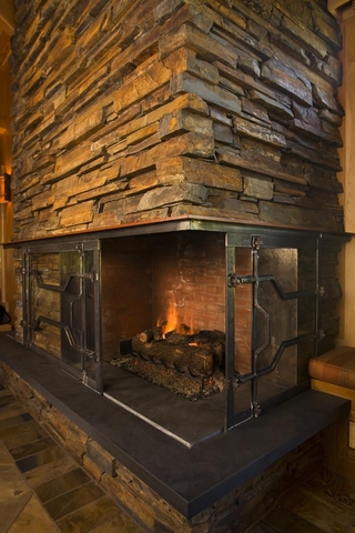 美式风格住宅欣赏壁炉