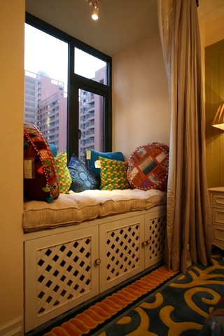 地中海风格家居设计卧室飘窗