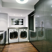 现代风格复式套图欣赏洗衣间