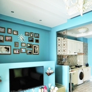蓝色格调小户型婚房欣赏客厅