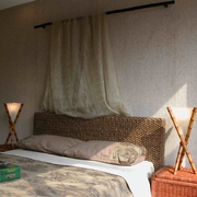 东南亚复式卧室设计效果