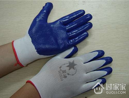 防护手套的使用方法和保养技巧