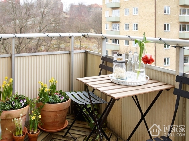 白色北欧单身一居室欣赏阳台设计