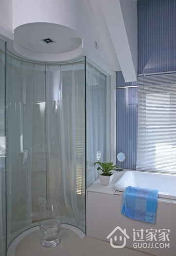 现代风格样板间住宅浴缸