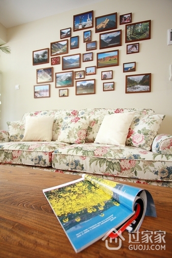 客厅花朵布艺沙发