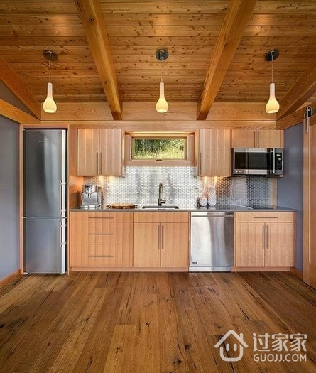 98平湖边木屋设计欣赏厨房