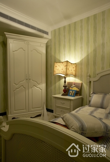 地中海风设计卧室衣柜