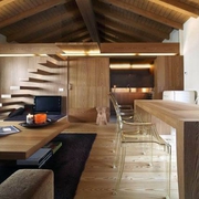 木屋丛林别墅设计欣赏客厅全景