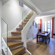 现代风格住宅装饰图楼梯设计