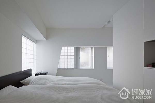 白色现代设计风格欣赏卧室陈设