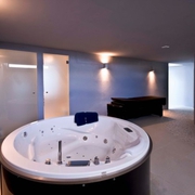 现代海景别墅浴缸