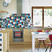 色彩艳丽简约住宅欣赏厨房设计