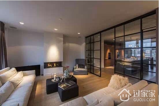 荷兰阿姆斯特丹300平米装修设计 钢架+玻璃的家