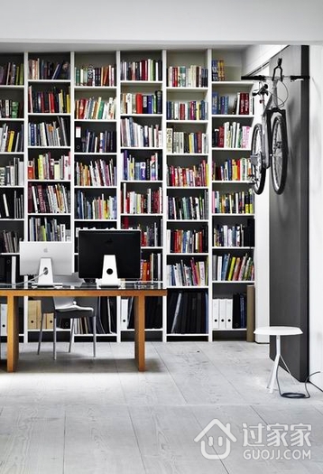 现代黑白公寓设计欣赏书房