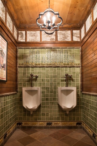 美式别墅风设计图欣赏男士卫生间