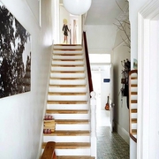 白色北欧柔美住宅欣赏楼梯