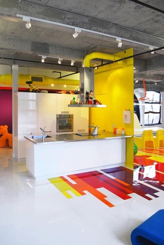 当代艺术彩色住宅欣赏厨房设计