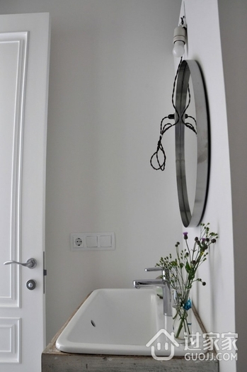 白色现代艺术公寓欣赏洗手间设计