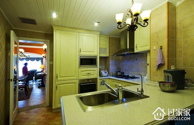 123平美式三室住宅欣赏厨房陈设