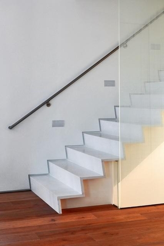 现代住宅装修效果图楼梯