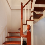 110平简约三室两厅欣赏楼梯间设计