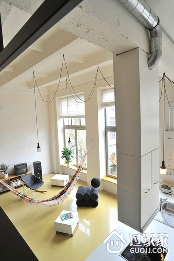 现代创意复式小空间欣赏客厅