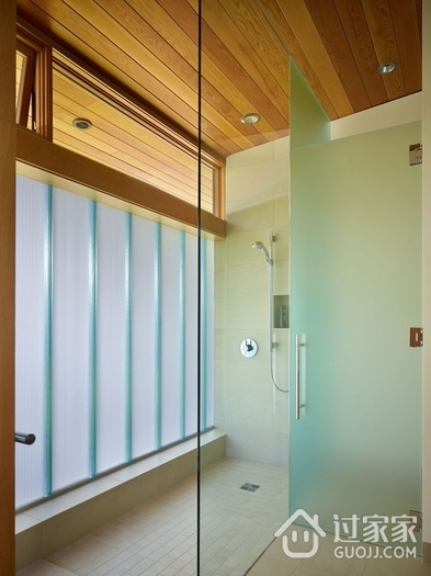 完美融合木质别墅欣赏淋浴间