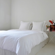白色现代艺术公寓欣赏卧室