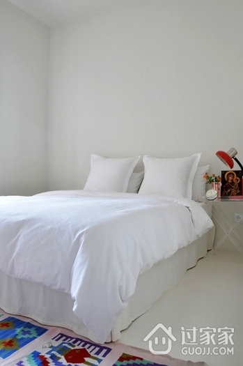 白色现代艺术公寓欣赏卧室
