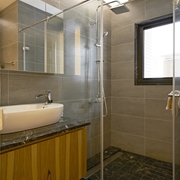 117平现代通透住宅欣赏淋浴间