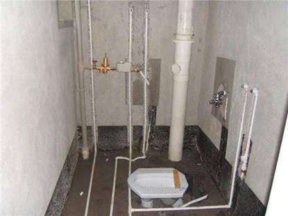 卫生间水管铺设三步走安全隐患全扫除