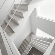 清晰别墅现代风格欣赏楼梯间