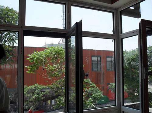 门窗安装 铝合金门窗安装工艺