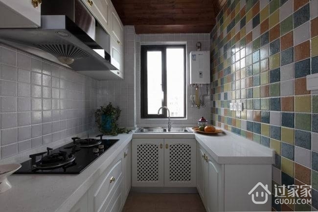 色彩斑斓现代别墅欣赏厨房