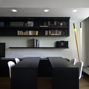 现代风格公寓设计图书架