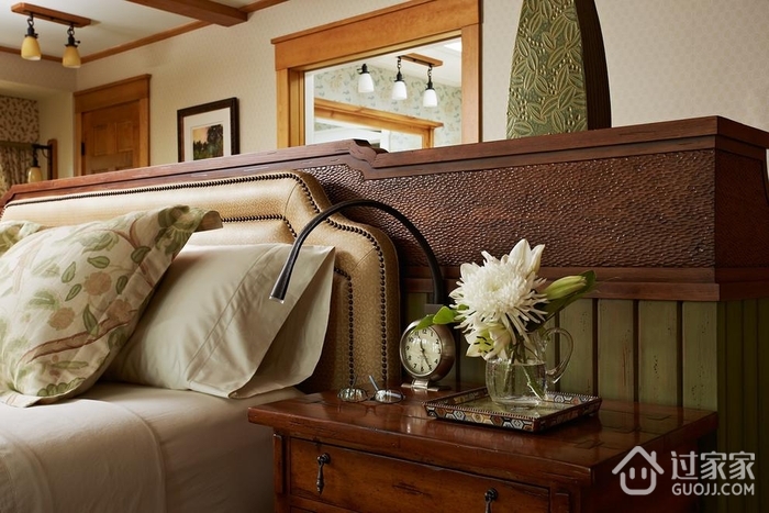 美式乡村别墅套图欣赏床头设计
