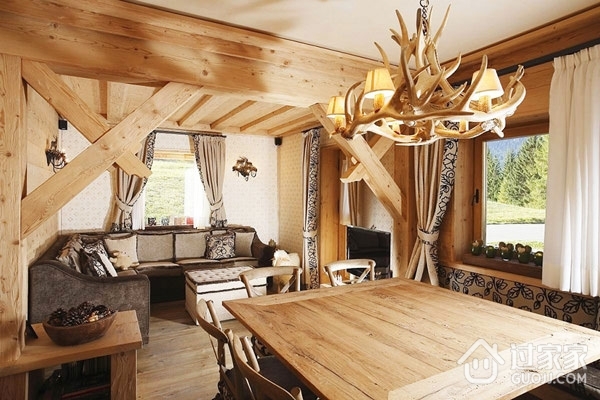 原生态木质混搭别墅欣赏客厅效果