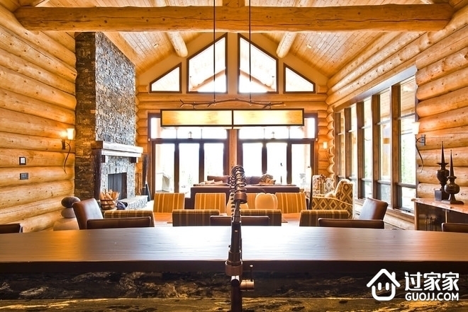 全木质美式别墅欣赏客厅效果图