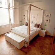 现代木色复式住宅欣赏卧室