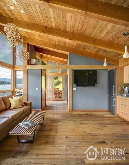 98平湖边木屋设计欣赏客厅