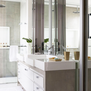 白色简约两居室设计欣赏洗手间
