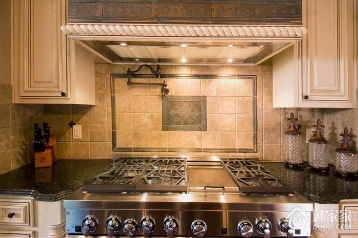 欧式风格住宅装饰套图欣赏厨房电器