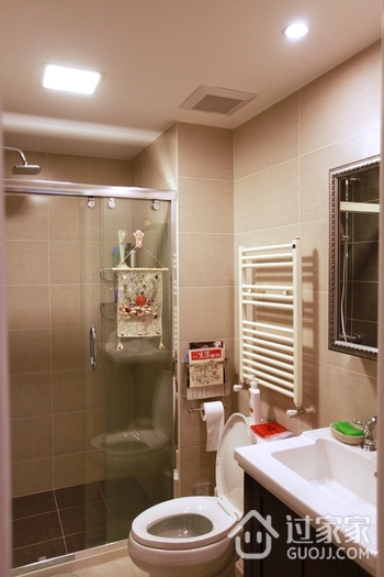 素雅现代三居室欣赏卫生间设计