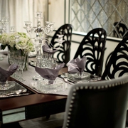 欧式风格装饰餐桌