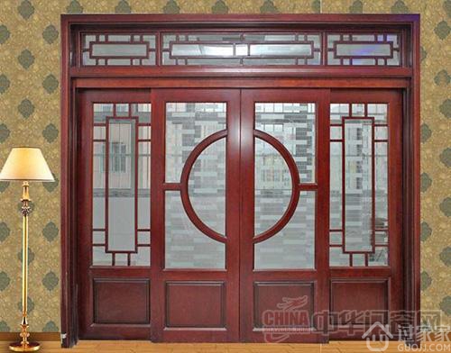 青岛实木门生产厂家哪个比较好?