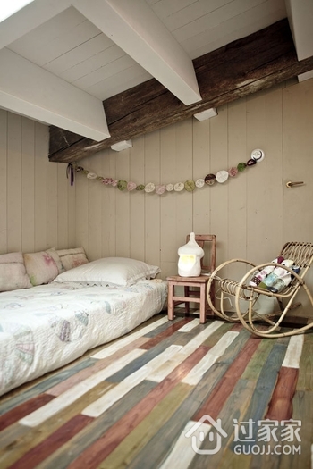 白色乡村美式质朴小屋欣赏卧室
