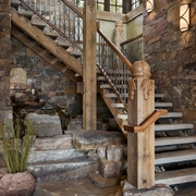 美式别墅装饰效果套图欣赏楼梯