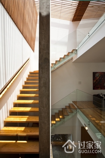 现代简约风住宅设计楼梯